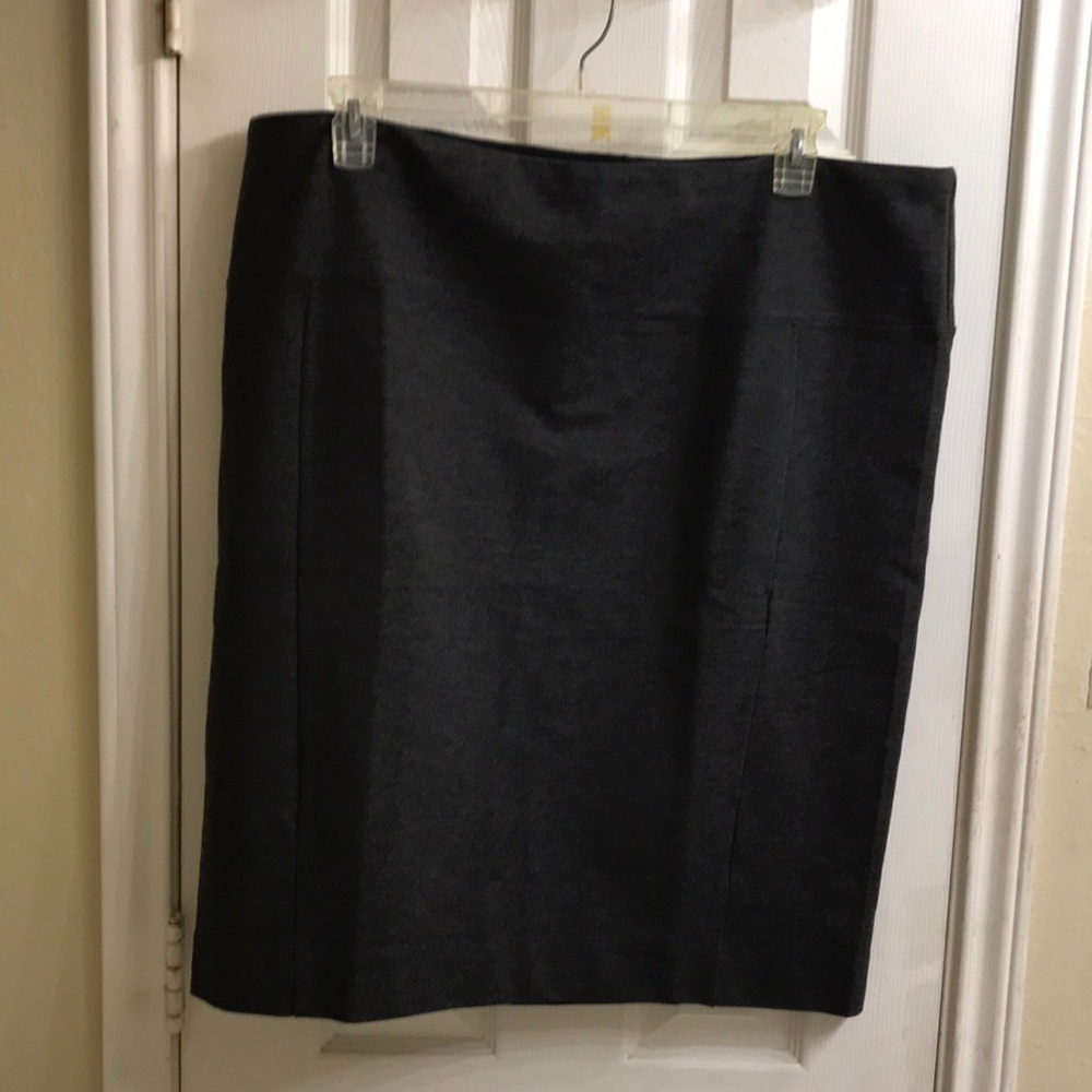 Marla Wynne pencil skirt. NWT
